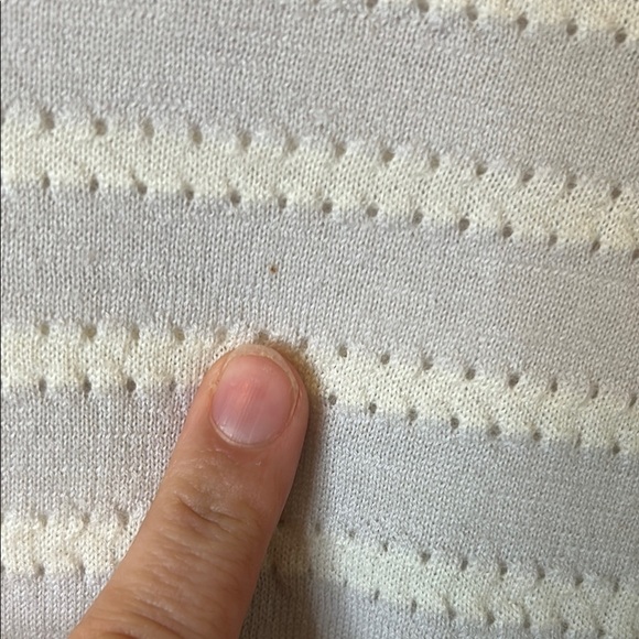 Banana Republic Grey and White 100% Merino Wool Sweater Size XS - Picture 5 of 6